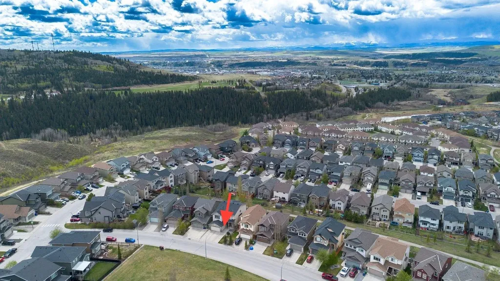 115 Sunset Way Cochrane AB T4C 0E9