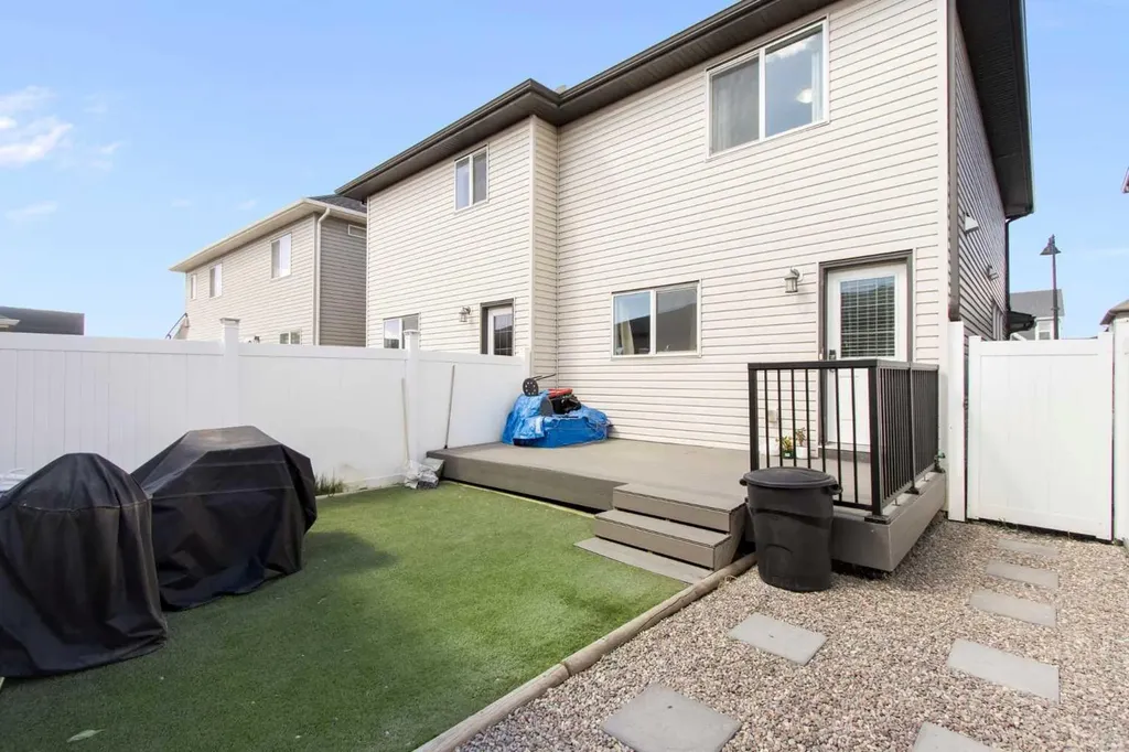 1492 Legacy Circle SE Calgary AB T2X 2C6