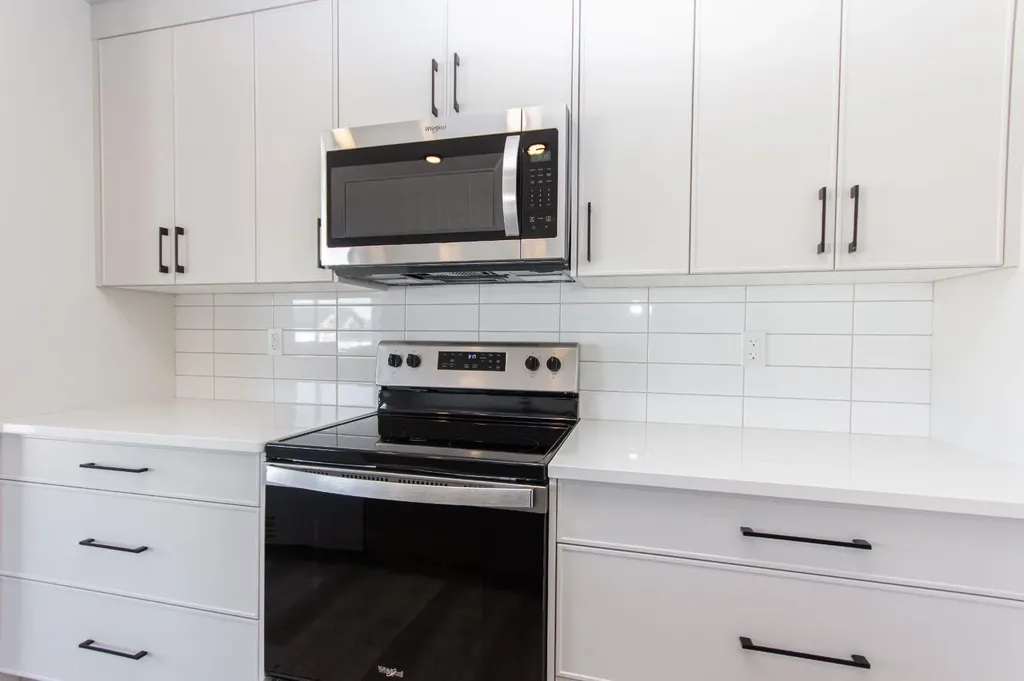 224 Augustus Way Penhold AB T0M 1R0