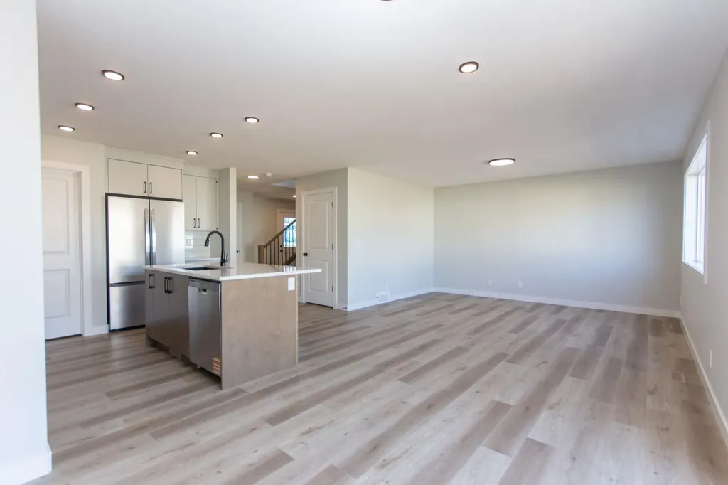 224 Augustus Way Penhold AB T0M 1R0
