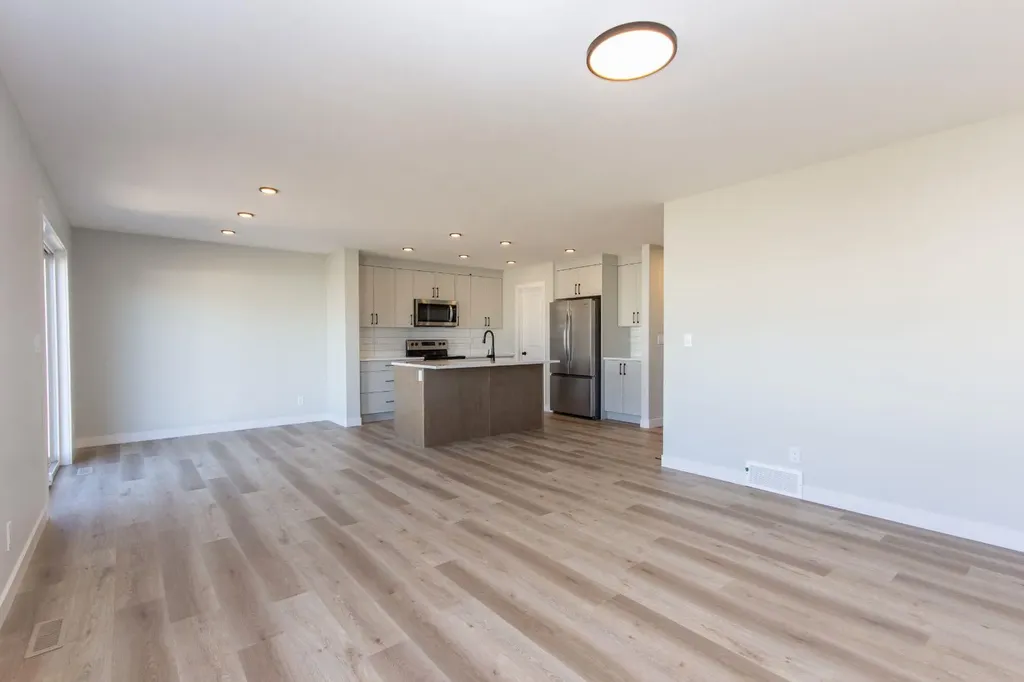224 Augustus Way Penhold AB T0M 1R0