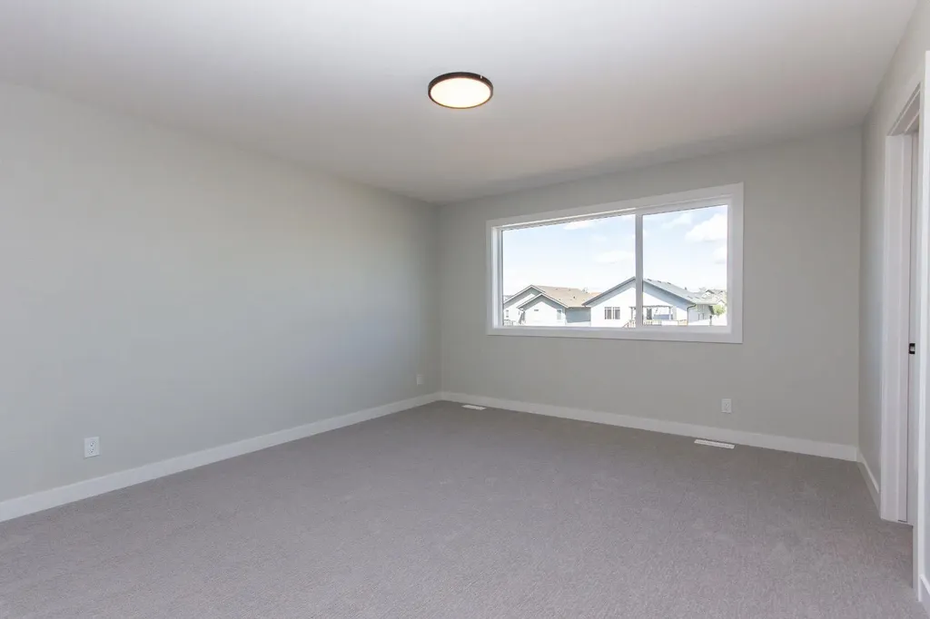 224 Augustus Way Penhold AB T0M 1R0