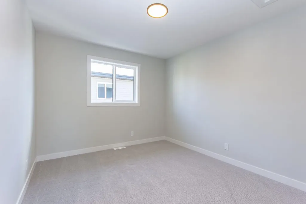 224 Augustus Way Penhold AB T0M 1R0