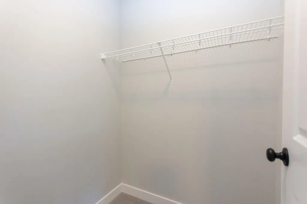 224 Augustus Way Penhold AB T0M 1R0