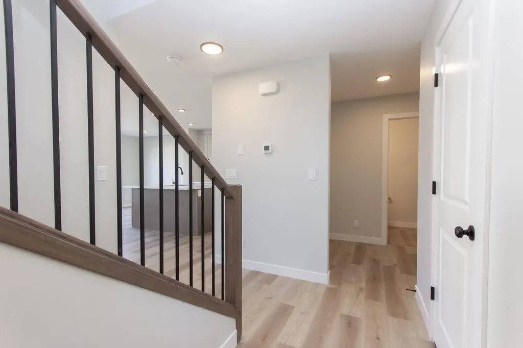 224 Augustus Way Penhold AB T0M 1R0