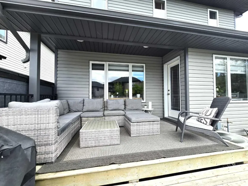 88 Vista Close SE Medicine Hat AB T1B0C4