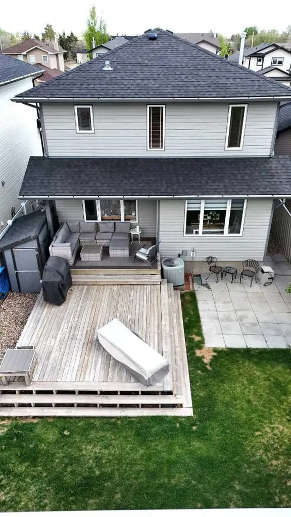 88 Vista Close SE Medicine Hat AB T1B0C4