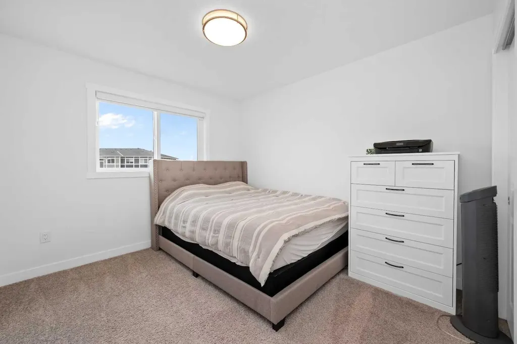 33 Merganser Drive Chestermere AB T1X2S3