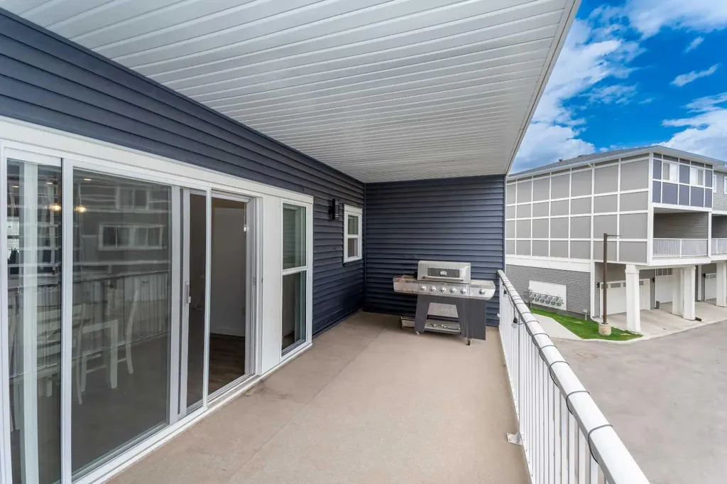 33 Merganser Drive Chestermere AB T1X2S3