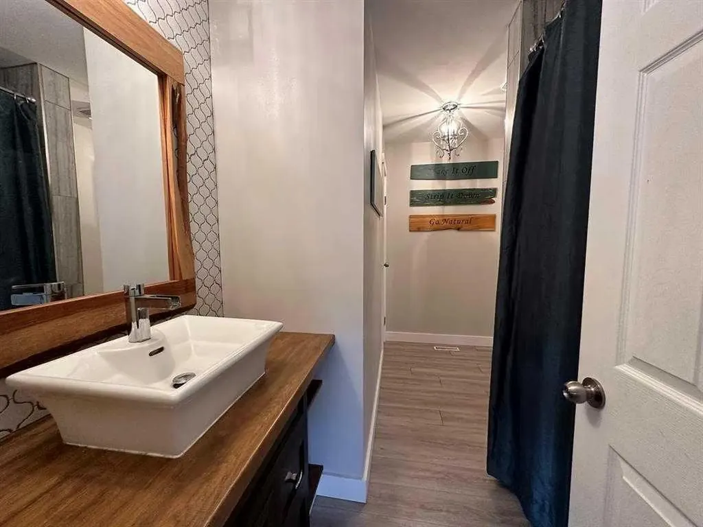 5206 49a Street Kitscoty AB T0B 2P0