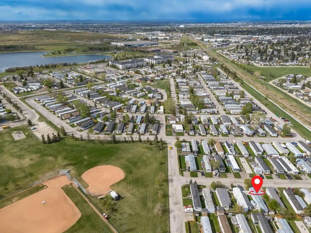 6220 17 Avenue Calgary AB T2A 7H4