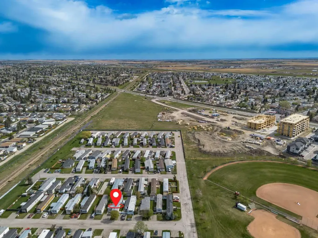 6220 17 Avenue Calgary AB T2A 7H4