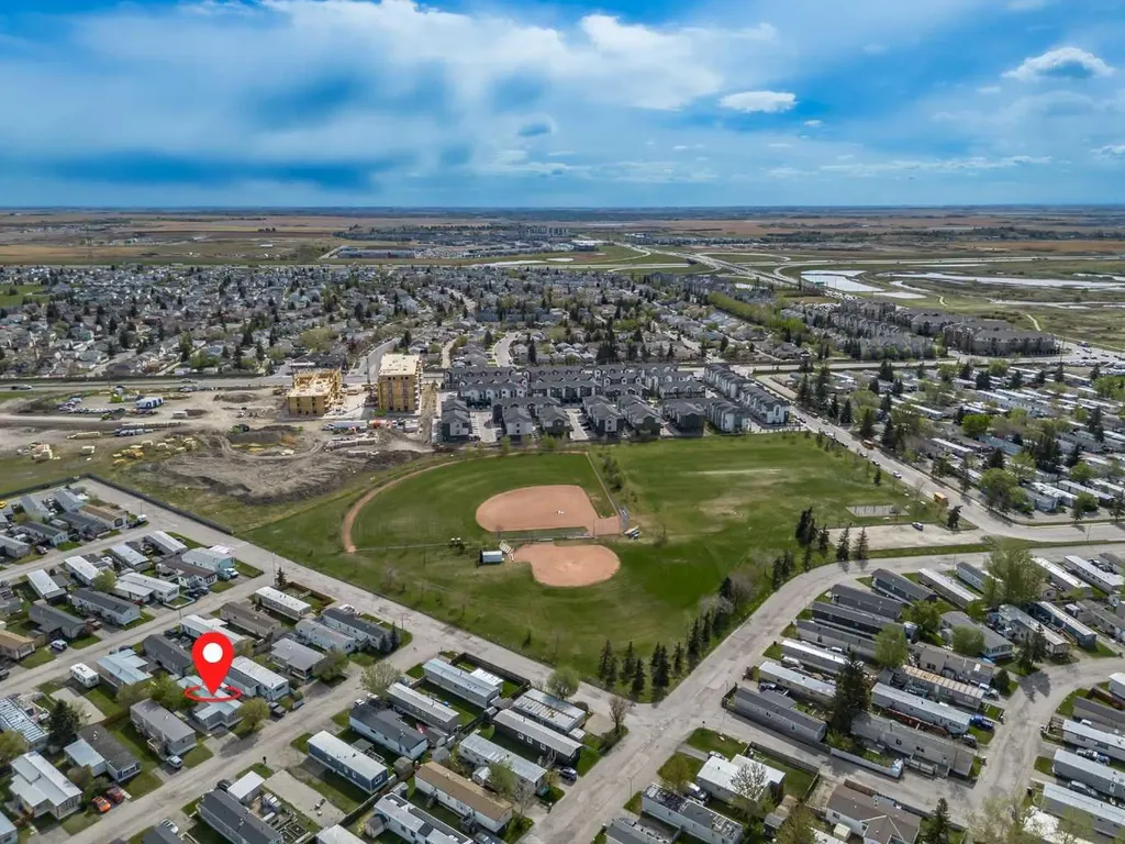 6220 17 Avenue Calgary AB T2A 7H4