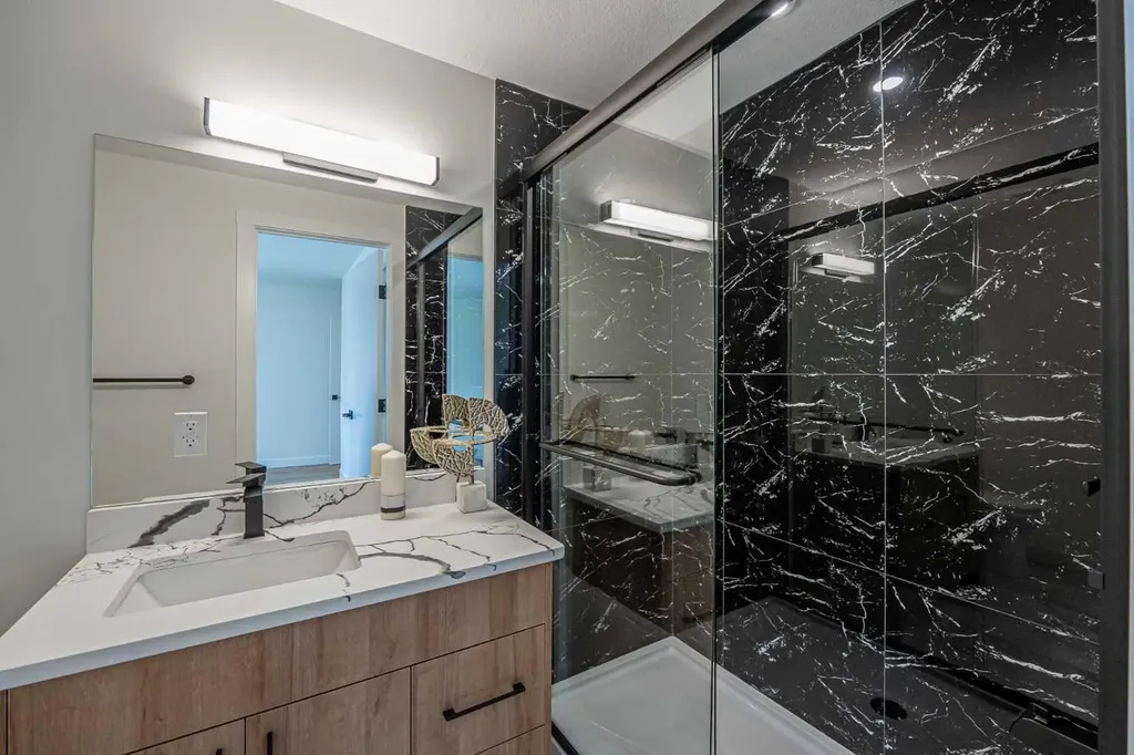 176 Huntchester Crescent NE Calgary AB T2K 5E9