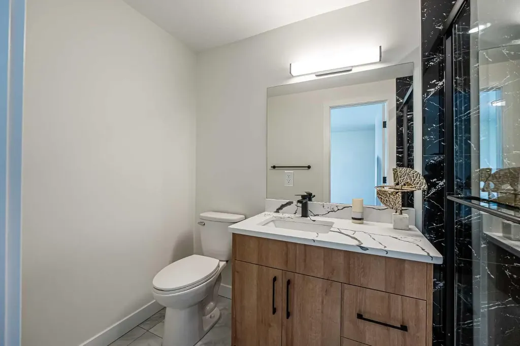 176 Huntchester Crescent NE Calgary AB T2K 5E9
