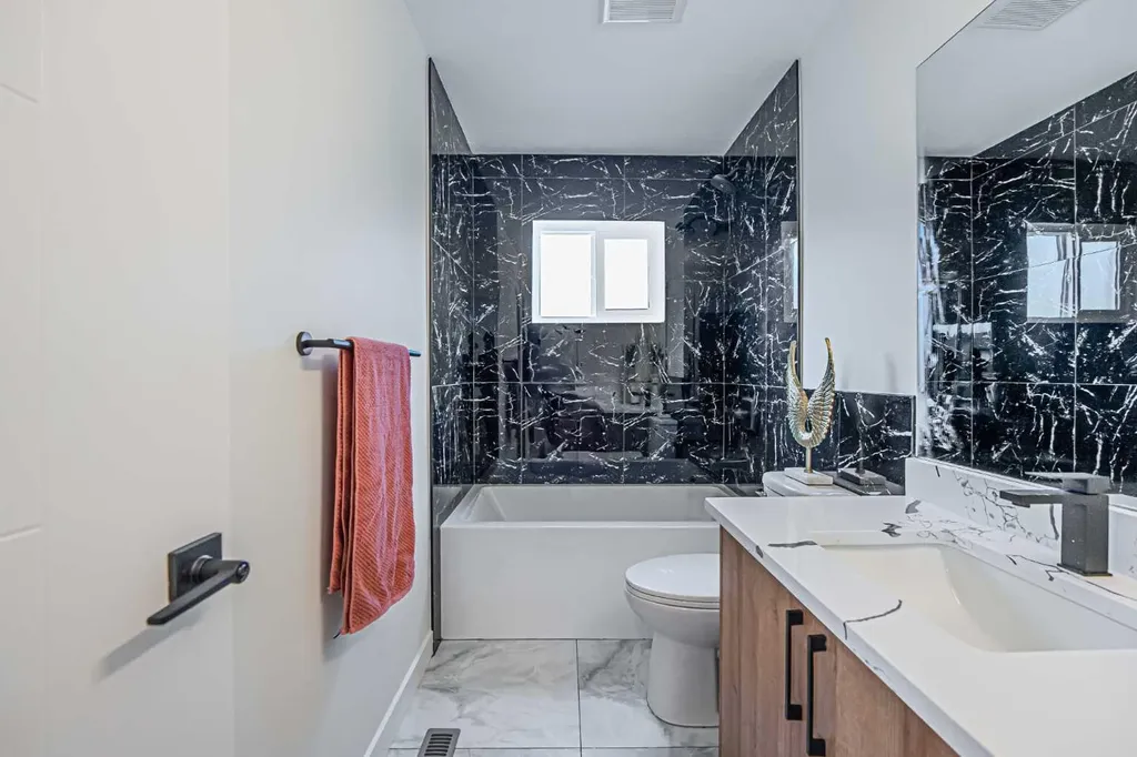 176 Huntchester Crescent NE Calgary AB T2K 5E9
