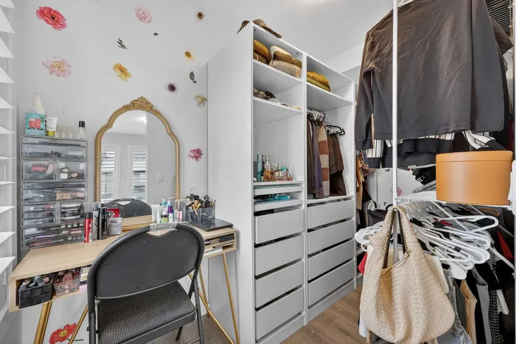 19500 37 Street SE Calgary AB T3M 2W9