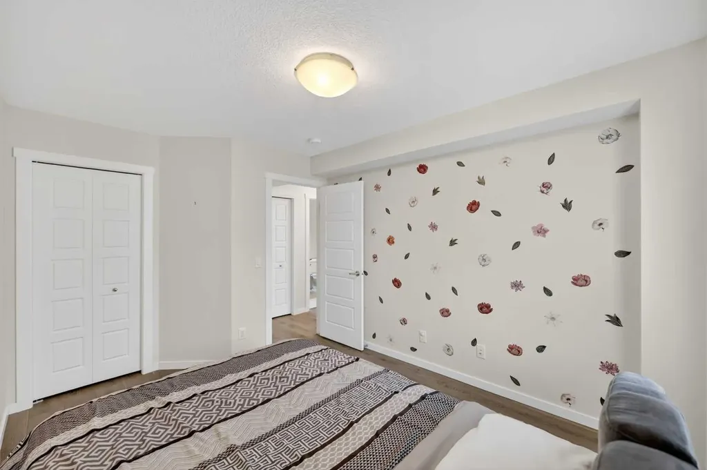 19500 37 Street SE Calgary AB T3M 2W9