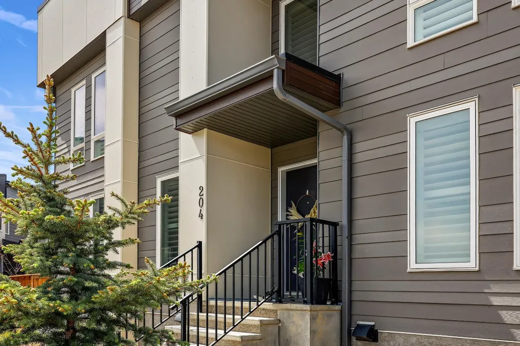 19500 37 Street SE Calgary AB T3M 2W9