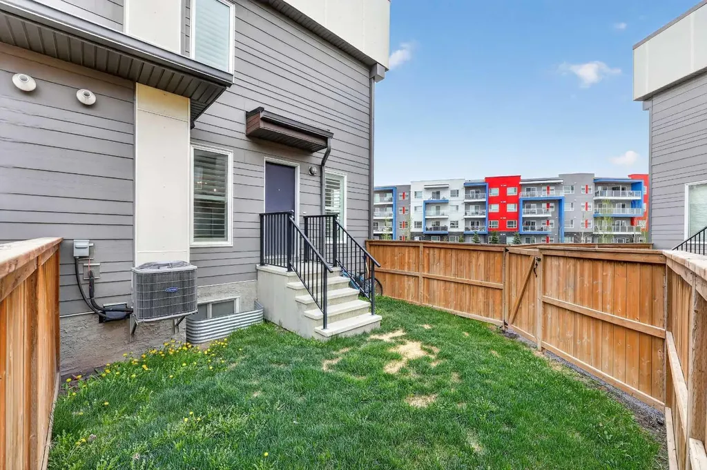 19500 37 Street SE Calgary AB T3M 2W9