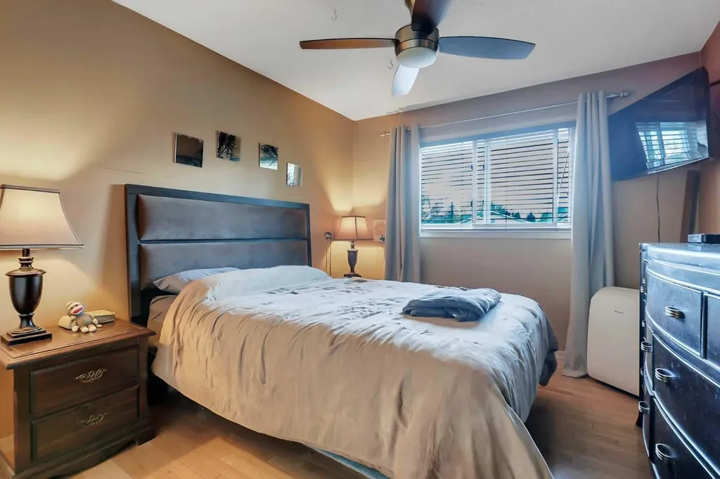 125 Crawford Street Red Deer AB T4P 2G4