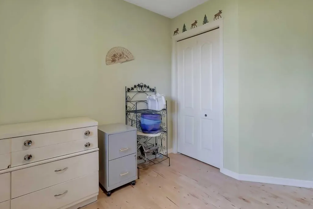 125 Crawford Street Red Deer AB T4P 2G4