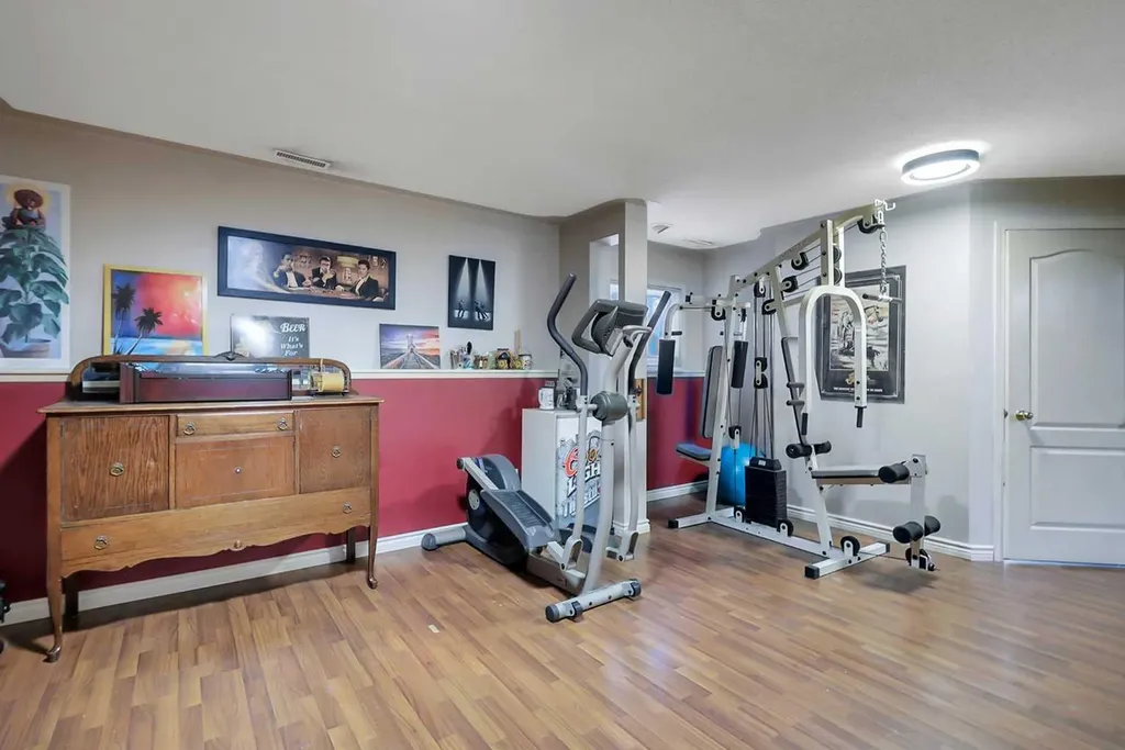 125 Crawford Street Red Deer AB T4P 2G4