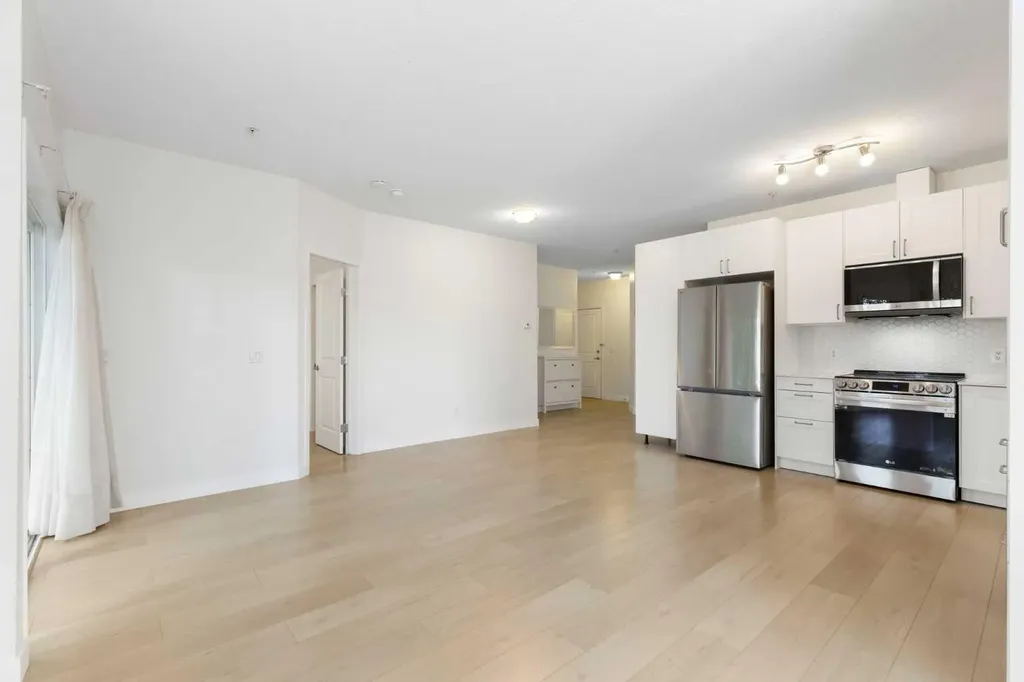 15204 Bannister Road Calgary AB T2X3T4