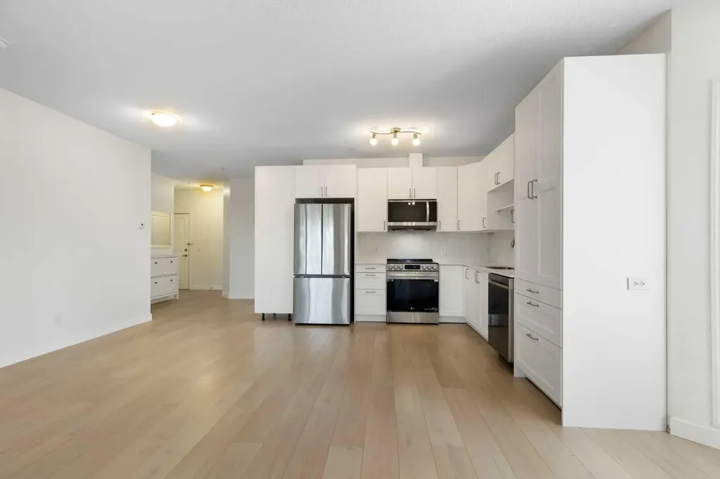 15204 Bannister Road Calgary AB T2X3T4