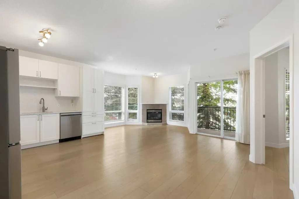 15204 Bannister Road Calgary AB T2X3T4