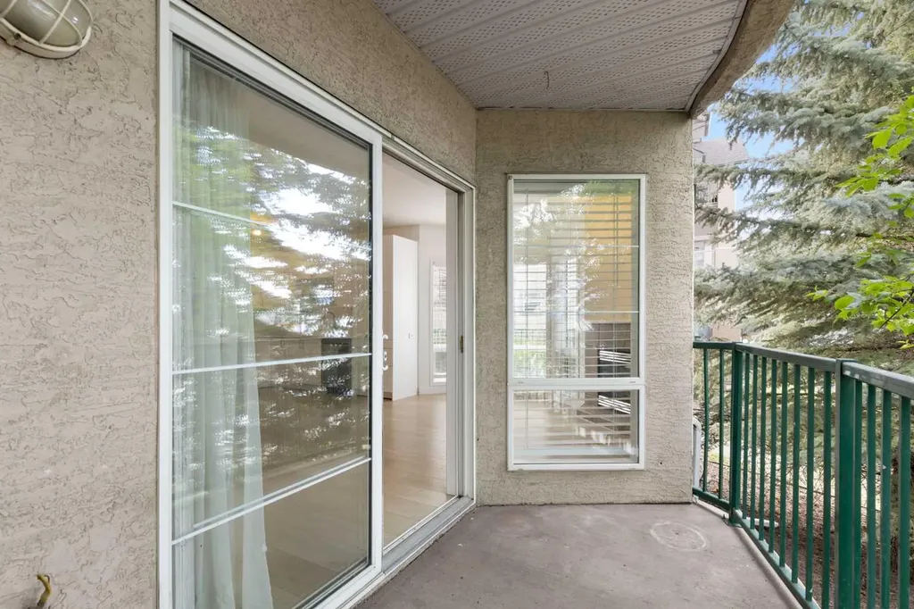 15204 Bannister Road Calgary AB T2X3T4