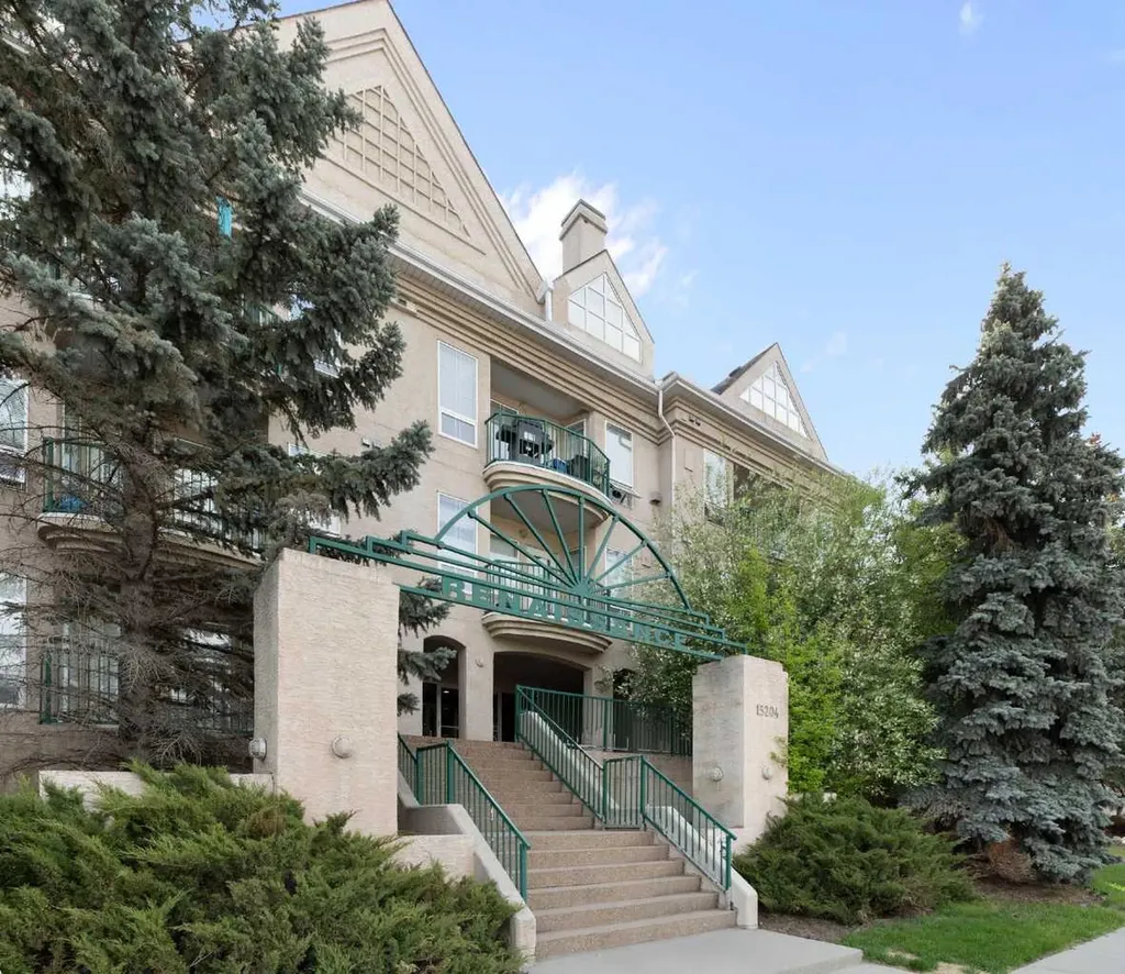 15204 Bannister Road Calgary AB T2X3T4