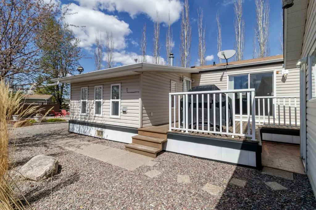 10046 Township Road 422 Rural Ponoka County AB t4r 3r5