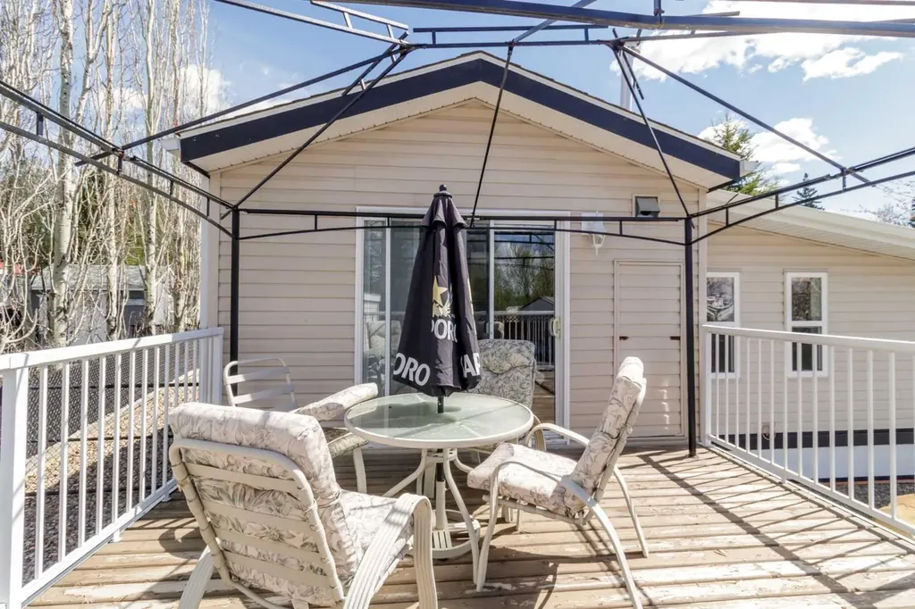 10046 Township Road 422 Rural Ponoka County AB t4r 3r5