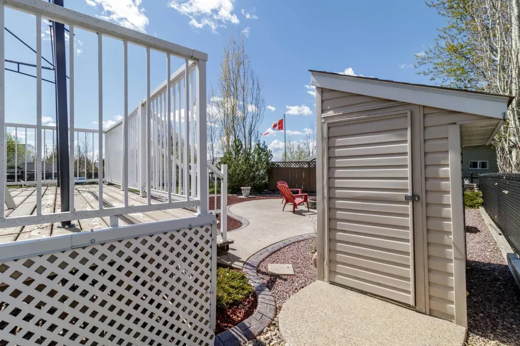 10046 Township Road 422 Rural Ponoka County AB t4r 3r5