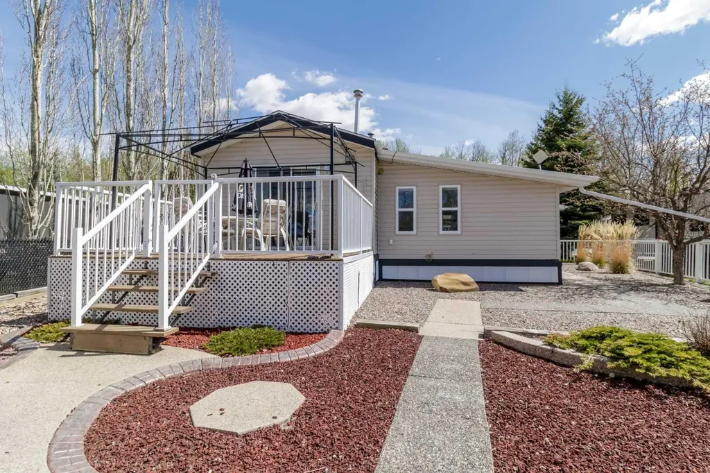 10046 Township Road 422 Rural Ponoka County AB t4r 3r5
