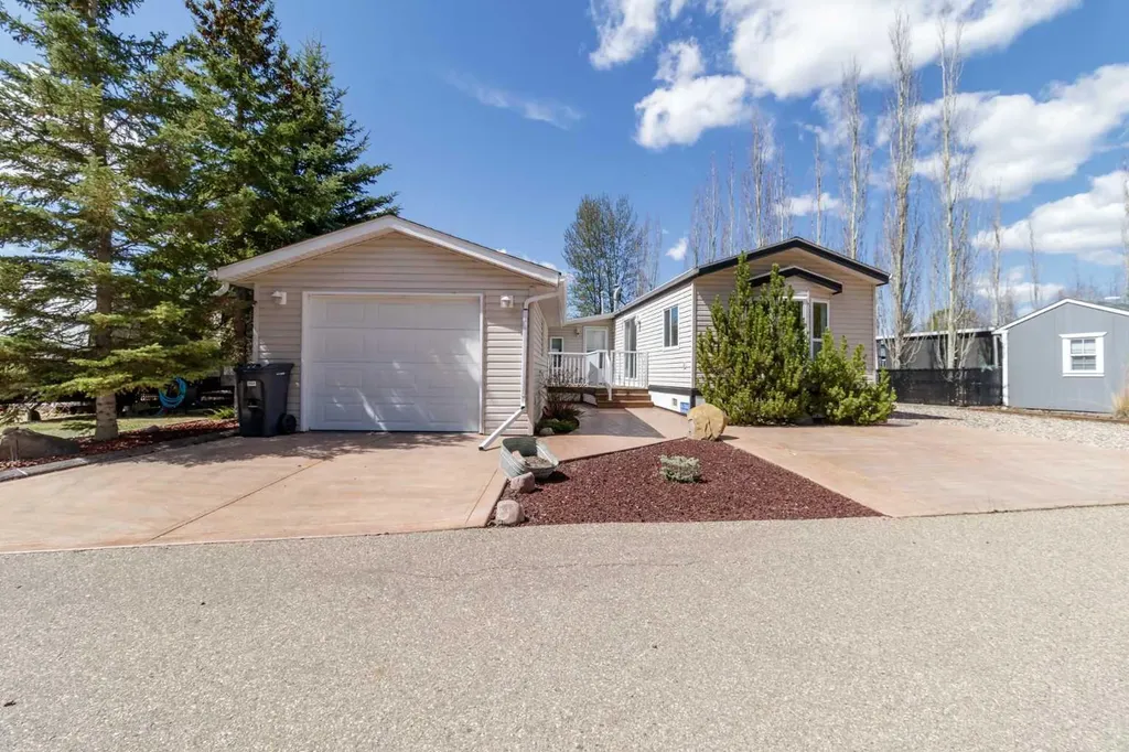 10046 Township Road 422 Rural Ponoka County AB t4r 3r5