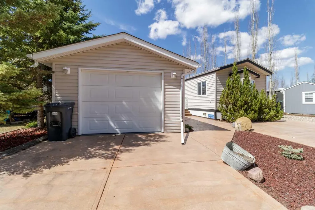 10046 Township Road 422 Rural Ponoka County AB t4r 3r5