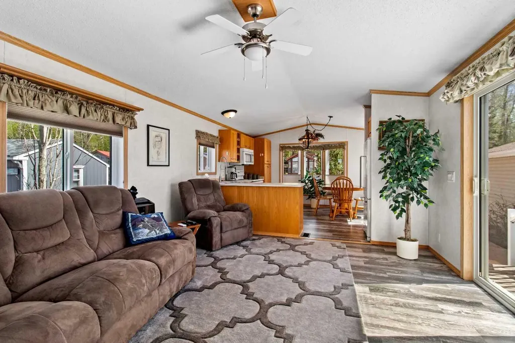 10046 Township Road 422 Rural Ponoka County AB t4r 3r5