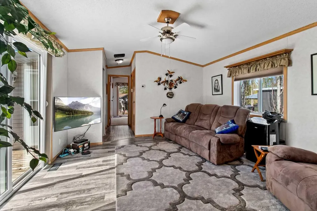 10046 Township Road 422 Rural Ponoka County AB t4r 3r5