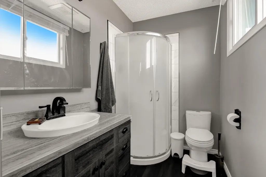54 Avenue Valleyview AB T0H3N0