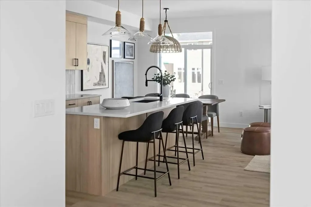 214 Greystone Boulevard Cochrane AB T4C 3K3