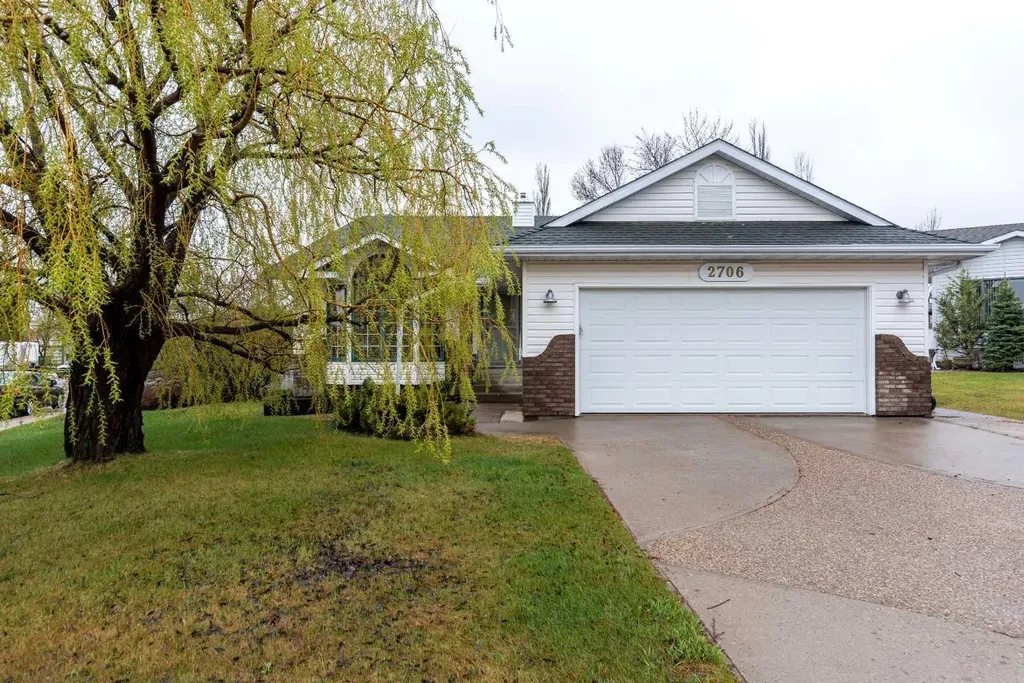 2706 57b Avenue Lloydminster AB T9V2M8