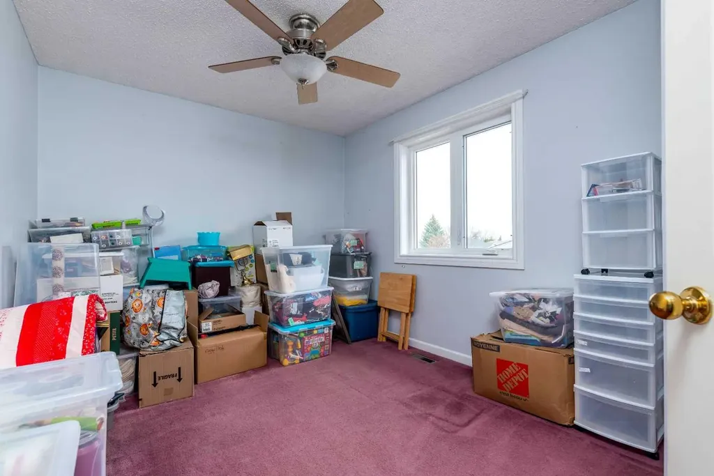 2706 57b Avenue Lloydminster AB T9V2M8