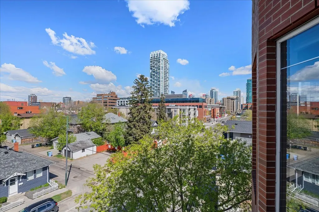 838 19 Avenue SW Calgary AB T2T 6H2