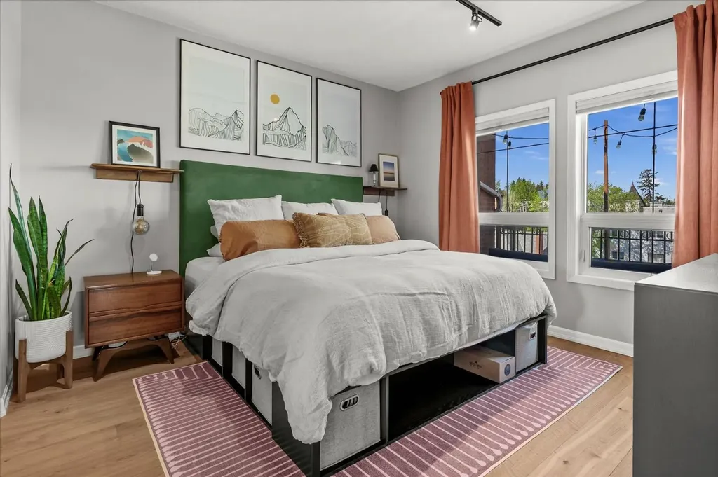 838 19 Avenue SW Calgary AB T2T 6H2
