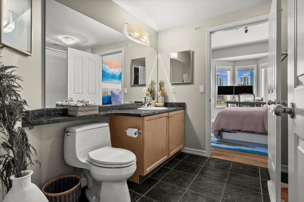 838 19 Avenue SW Calgary AB T2T 6H2