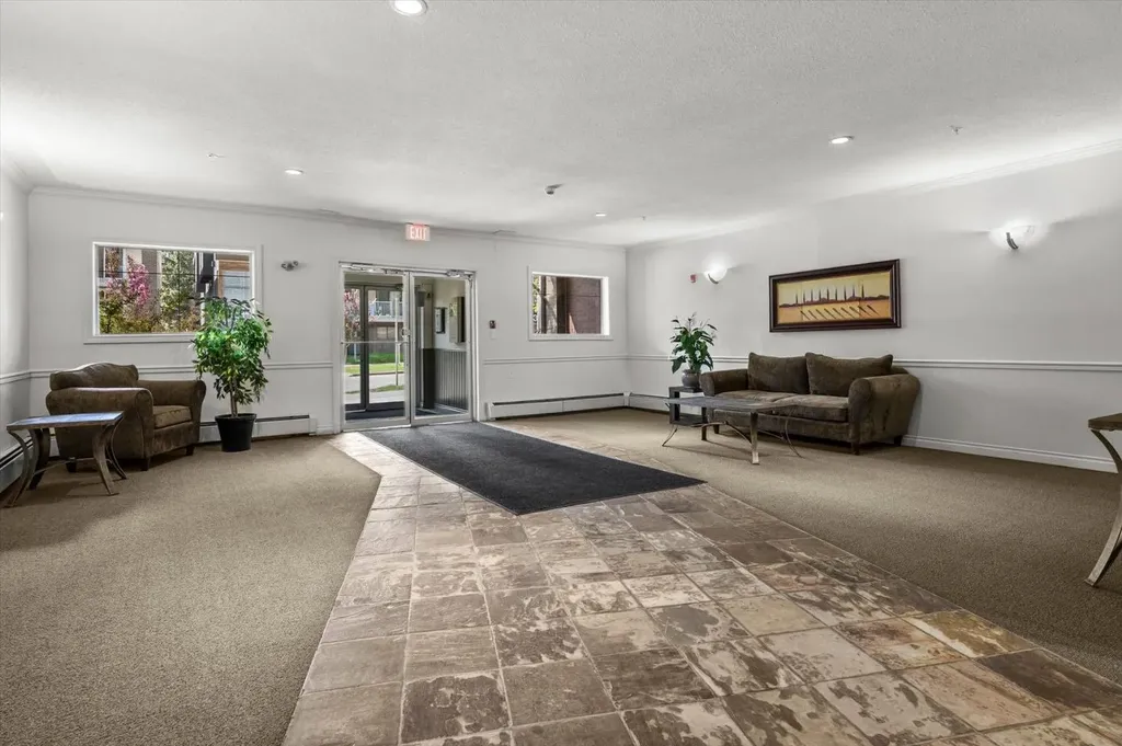 838 19 Avenue SW Calgary AB T2T 6H2