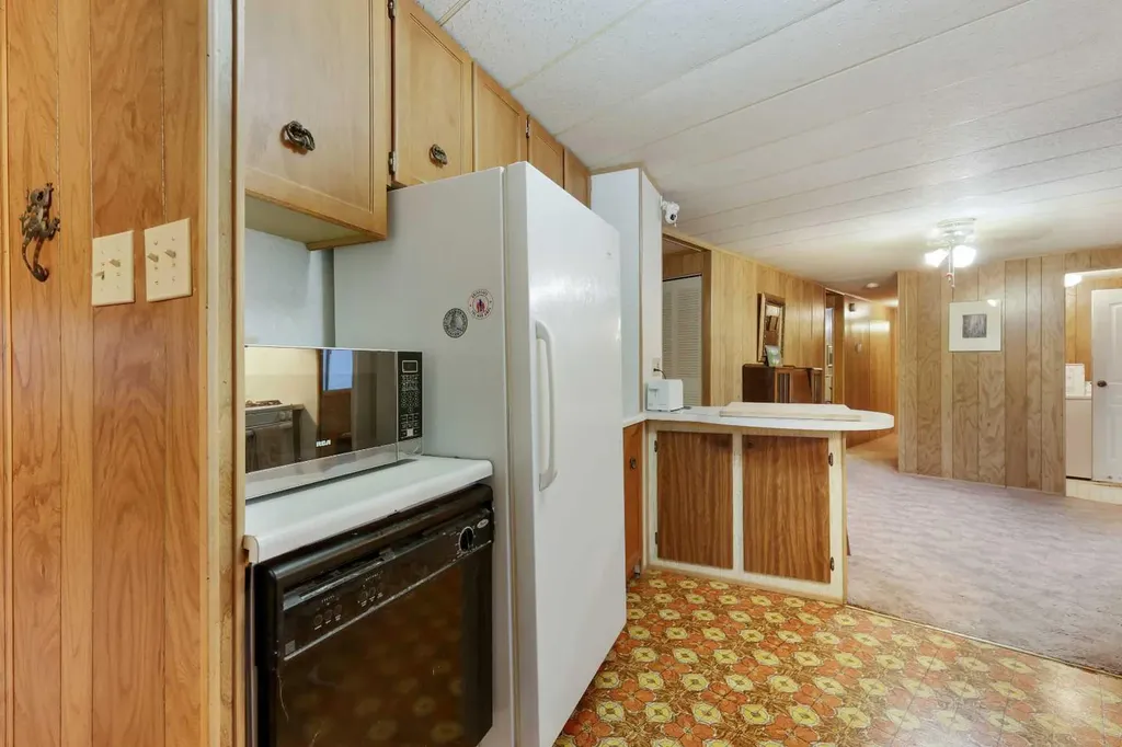 603 Alberta Avenue Carmangay AB T0L 0N0