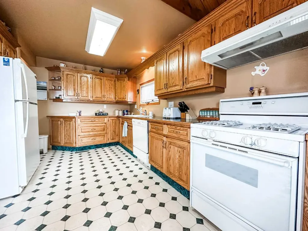 41 Sands Street Rochon Sands AB T0C 3B0